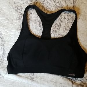Black sports bra